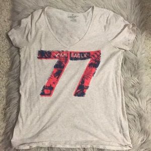 American Eagle V-Neck